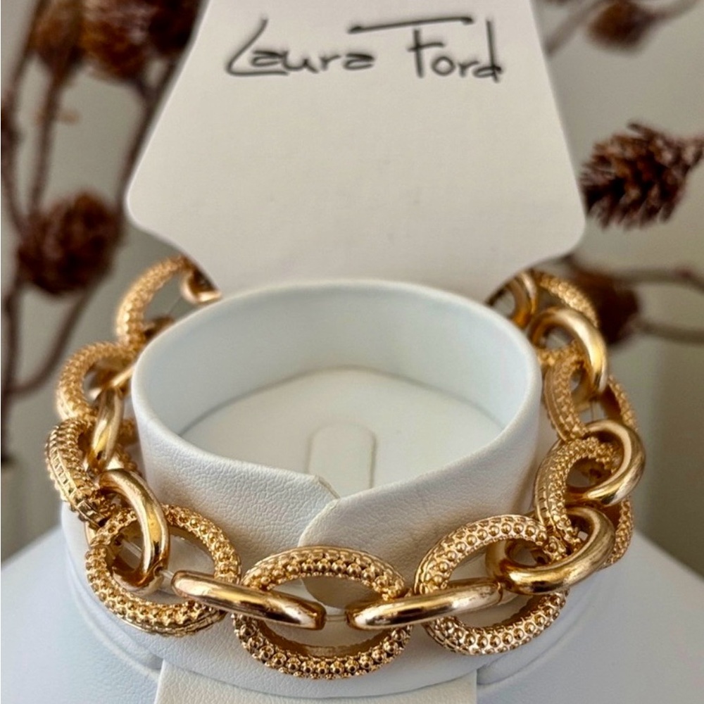 Laura Ford Goldtone Chain link stretch bracelet